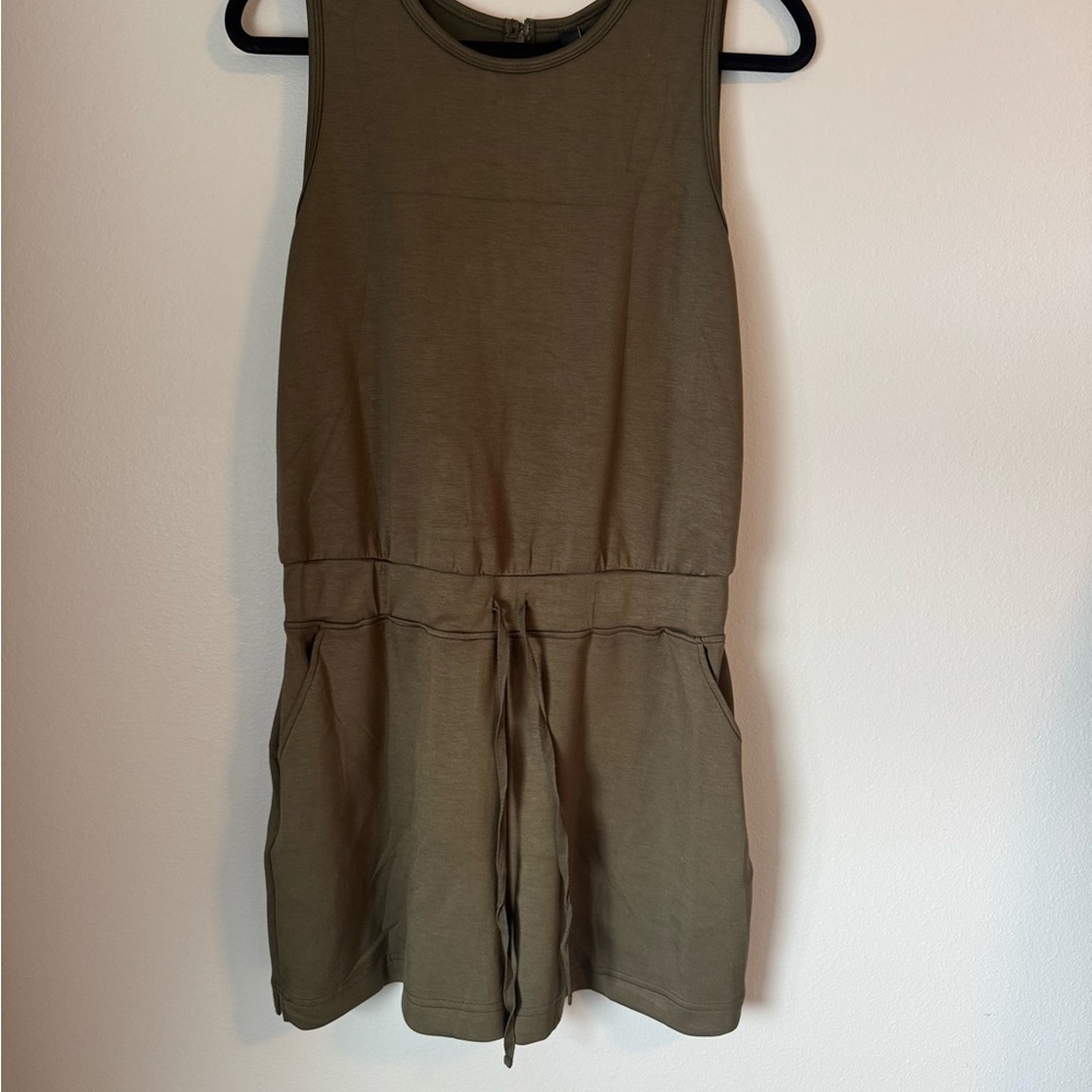 Sleeveless Olive Green Romper with Pockets. NWT. Super soft fabric.